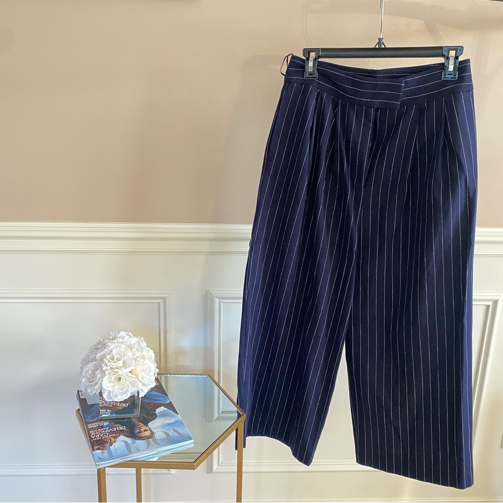 TOPSHOP Wide Leg Pinstripe Cropped Navy Trousers Size US 6